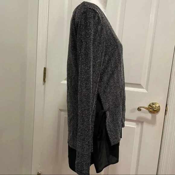 Karen Kane Metallic Layered Side Tie Long Sleeve Blouse Top M - Picture 4 of 10